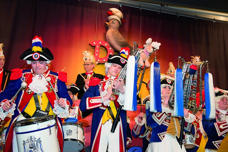 Eröffnung mit dem Trommlerzug der Ranzengarde